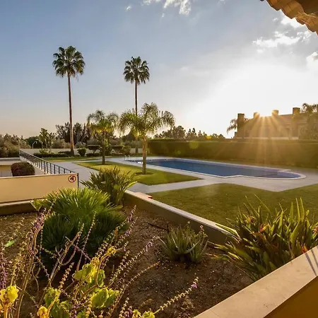 Amazing With Pool View Apartamento *