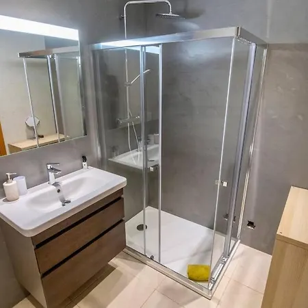 Amazing With Pool View Apartamento